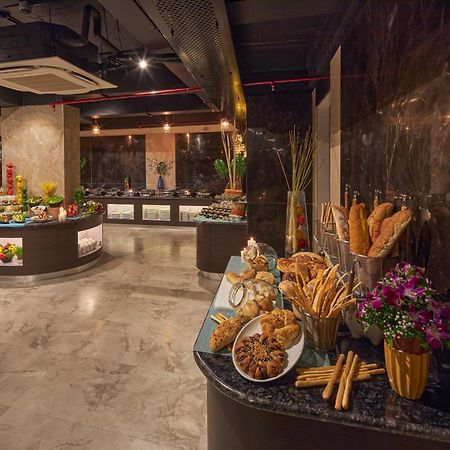 Regenta Central Imperial Candolim Goa Zewnętrze zdjęcie