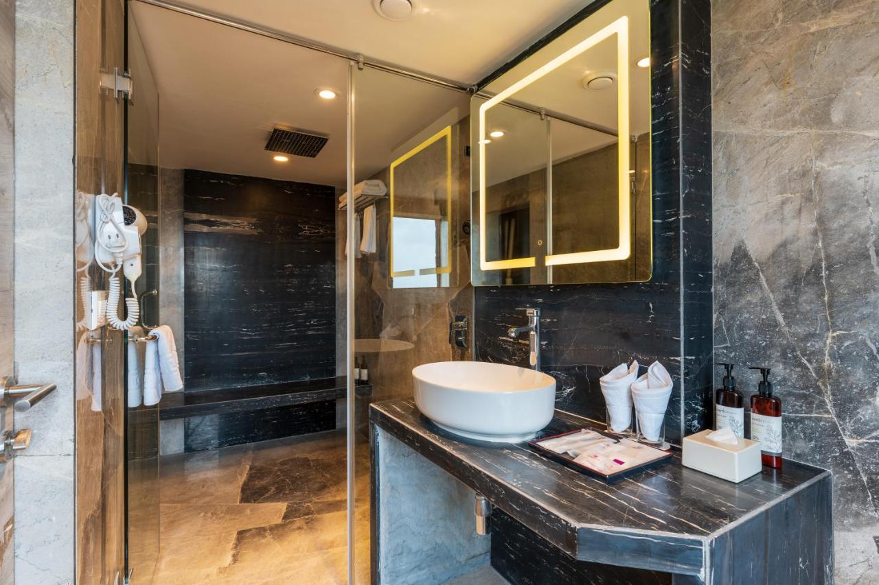 Regenta Central Imperial Candolim Goa Zewnętrze zdjęcie